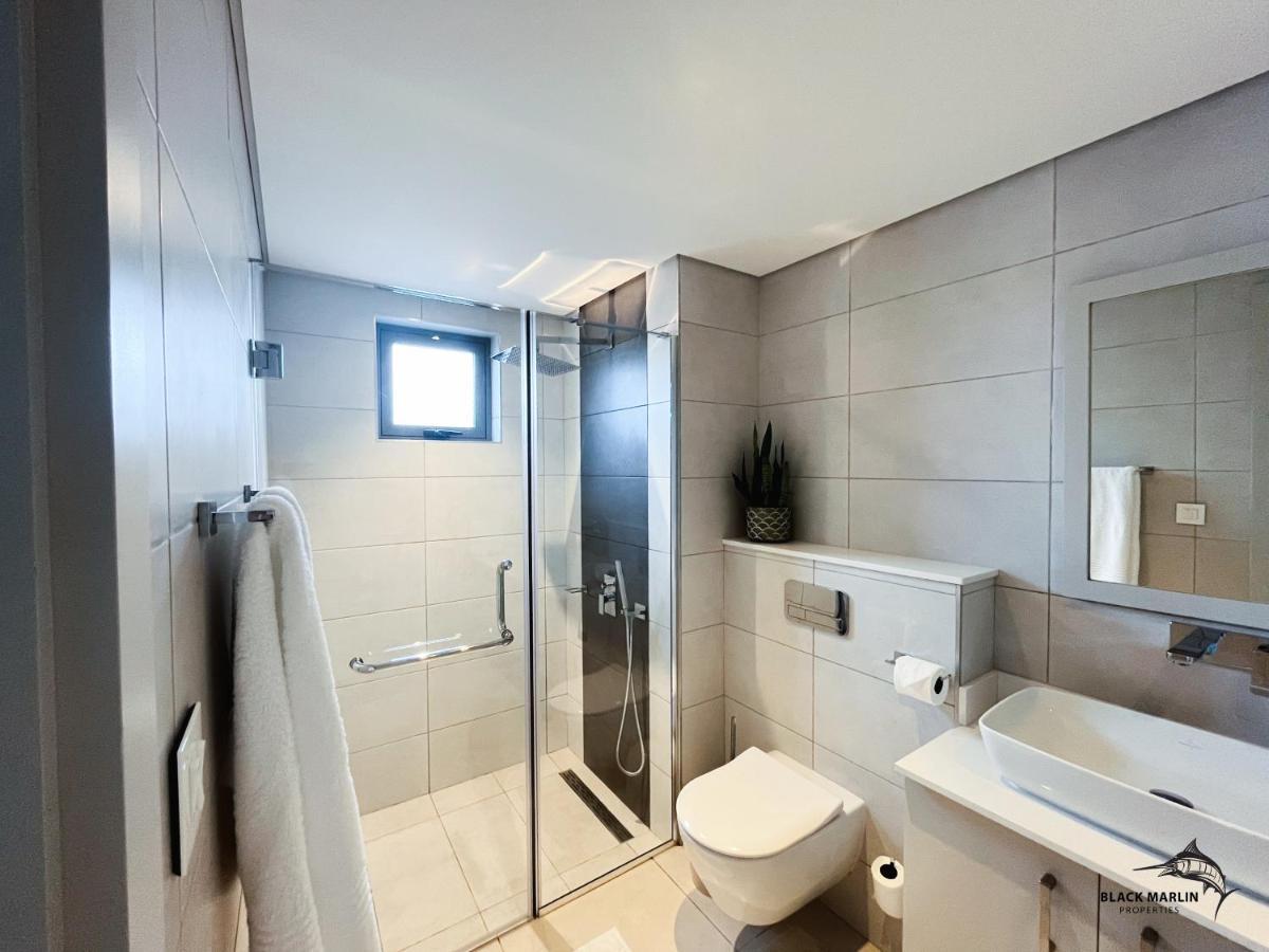 Black Marlin Apartments Pereybere Beach Dış mekan fotoğraf