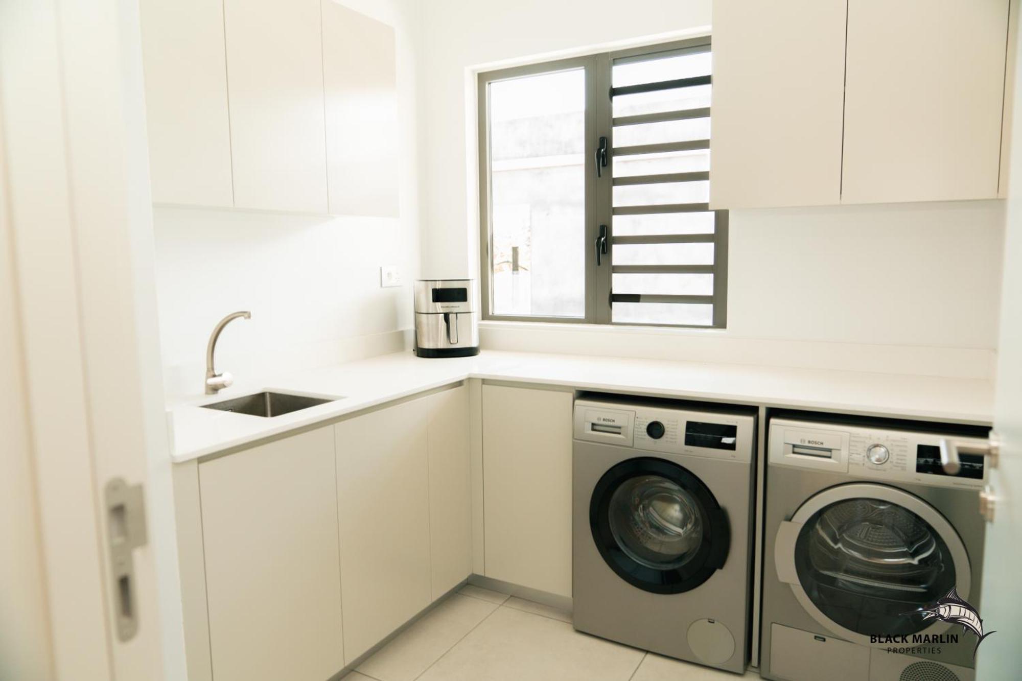 Black Marlin Apartments Pereybere Beach Dış mekan fotoğraf