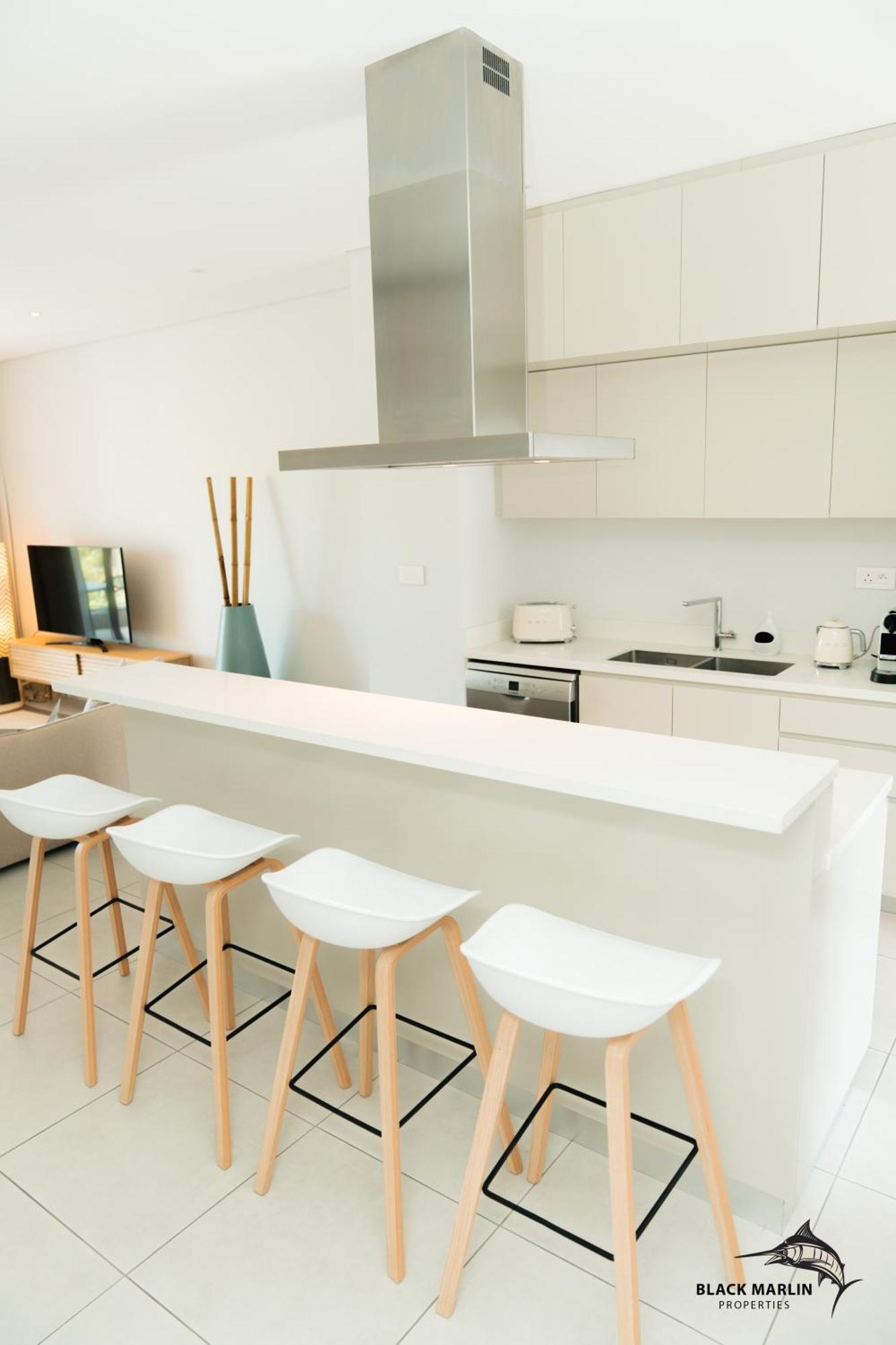 Black Marlin Apartments Pereybere Beach Dış mekan fotoğraf